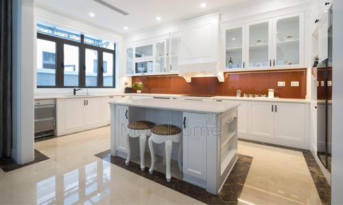 Sang trọng với bộ bàn ăn chất liệu gỗ sồi
